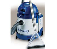 CARPET CLEANER